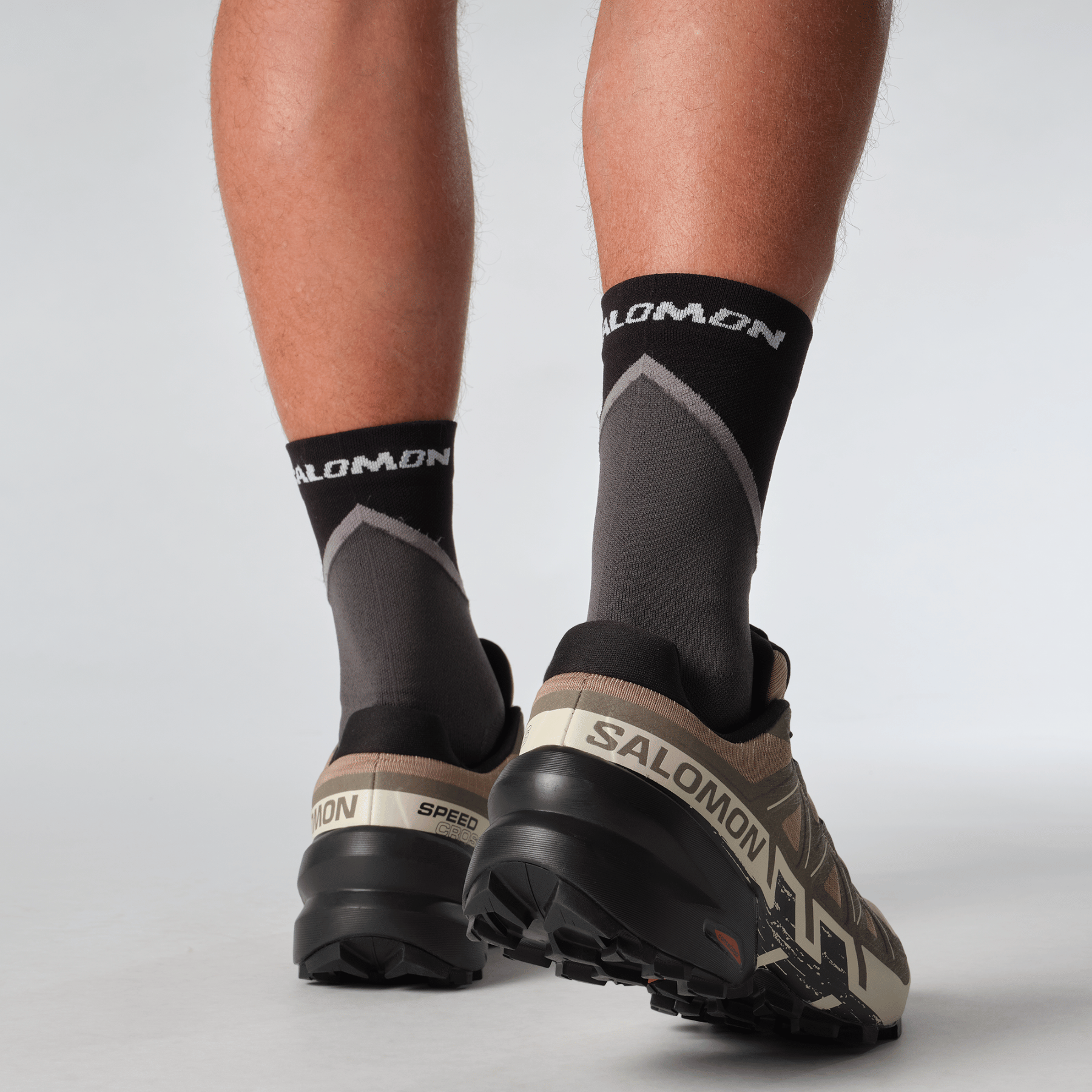 #color_Natural / Black / Almond Milk