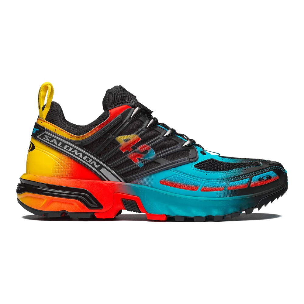 #COLOR_Fiery Red / Scuba Blue