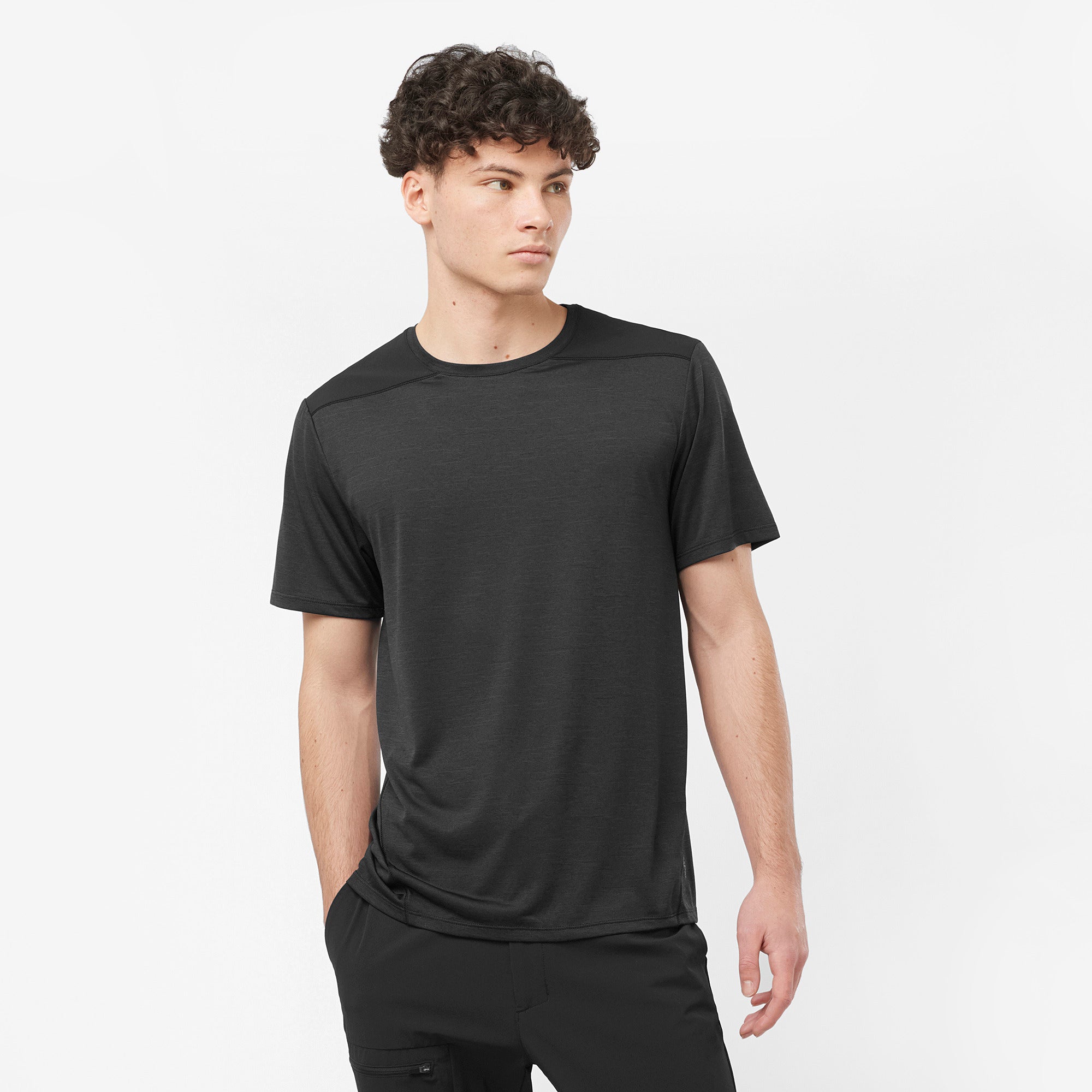 #COLOR_NEGRO