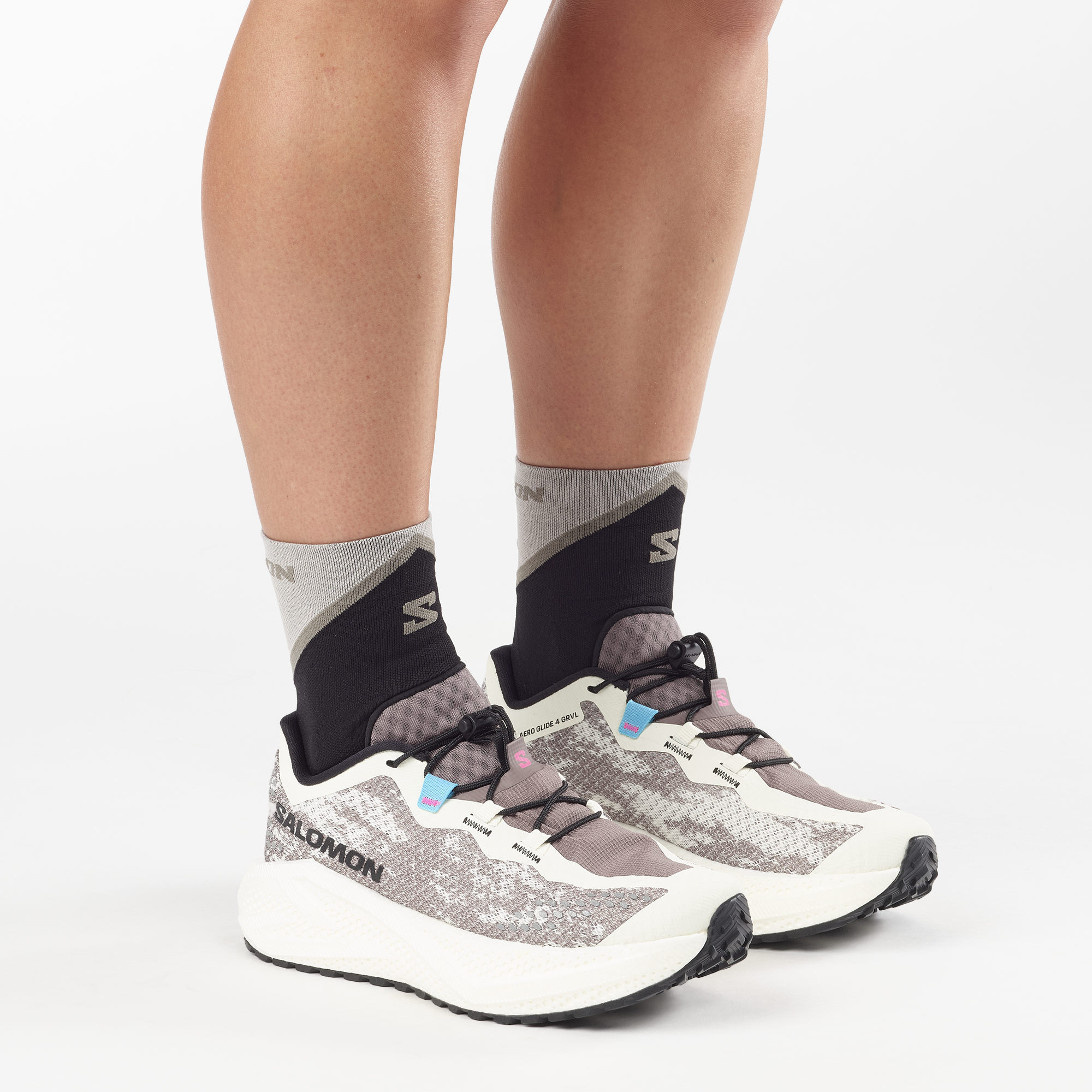 #color_VANILLA ICE / BLACK / IRON