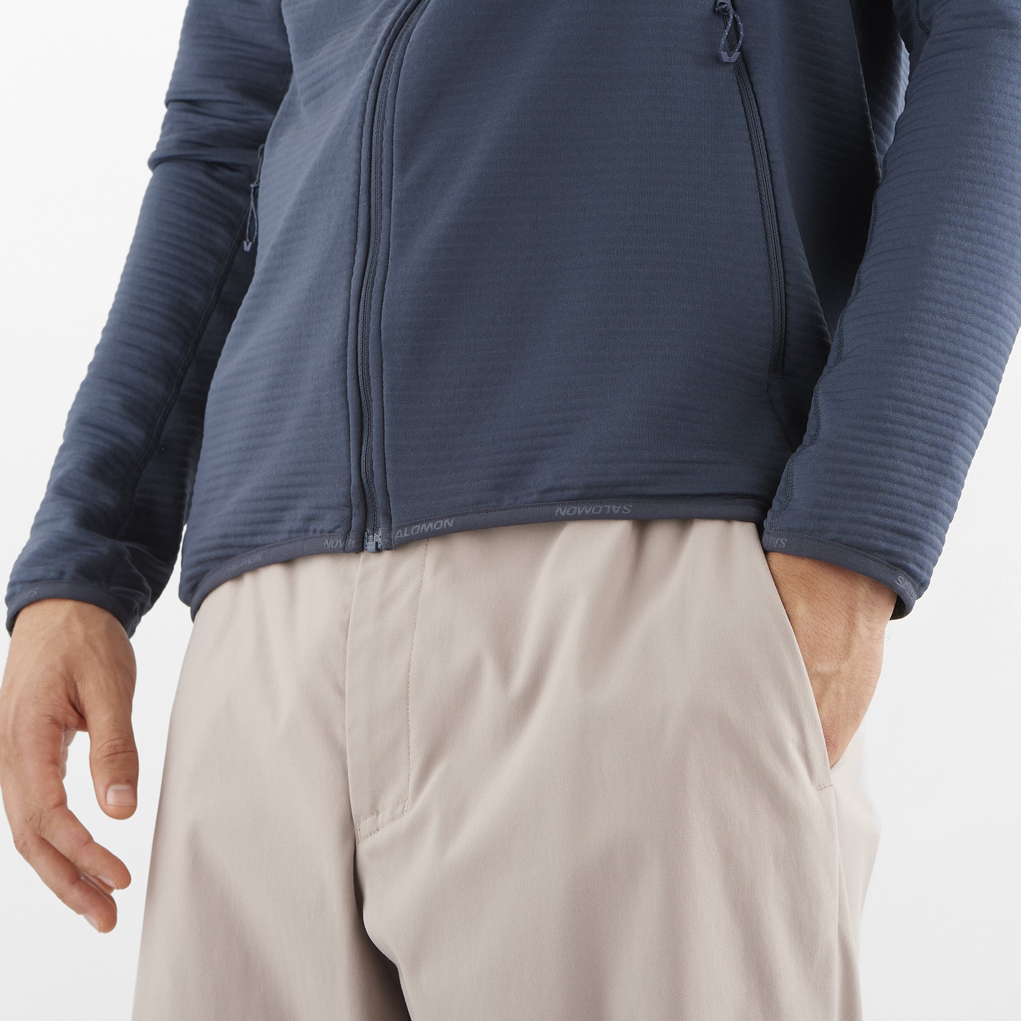 Poleron ESSENTIAL LTWARM FZ bl